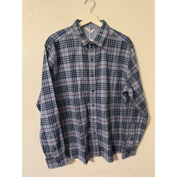 Southern Tide Reversable Plaid and Gray Long Sleeve Flannel Button Down Shirt - Picture 1 of 16